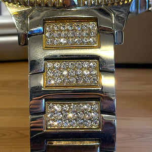 GUESS Gold & Silver Stainless Steel Men’s Watch – Brand New with Box + Cloth